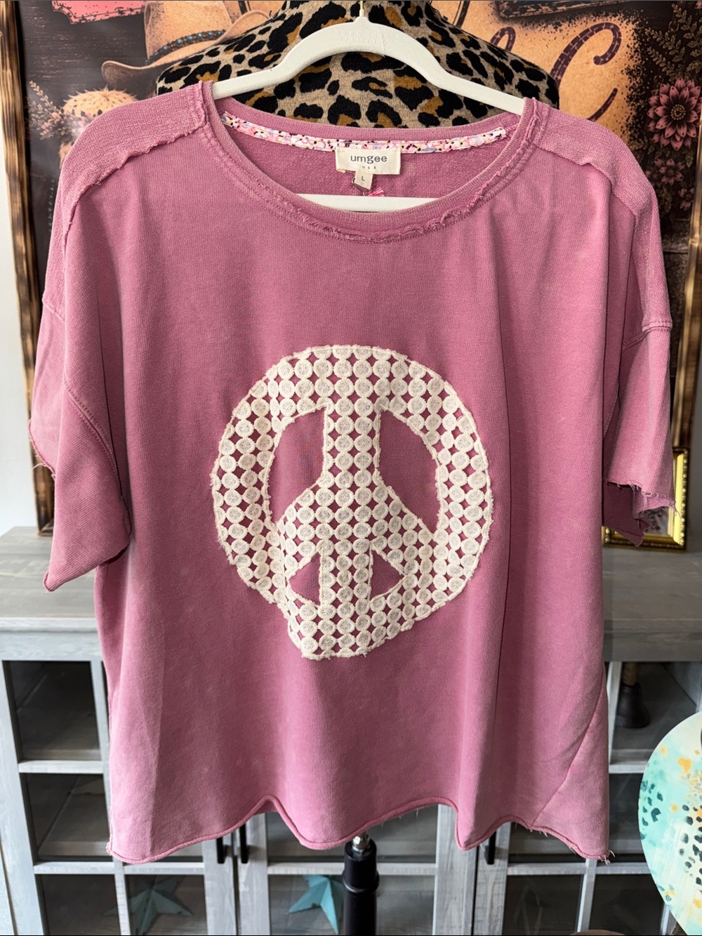 NWT UMGEE Mauve Peace Sign Boho Top - Women's Size Large